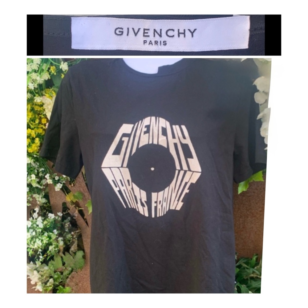 ⭐️ Givenchy ⭐️ tshirt SERIAL #s SLIM FIT Black & White, cotton EUC